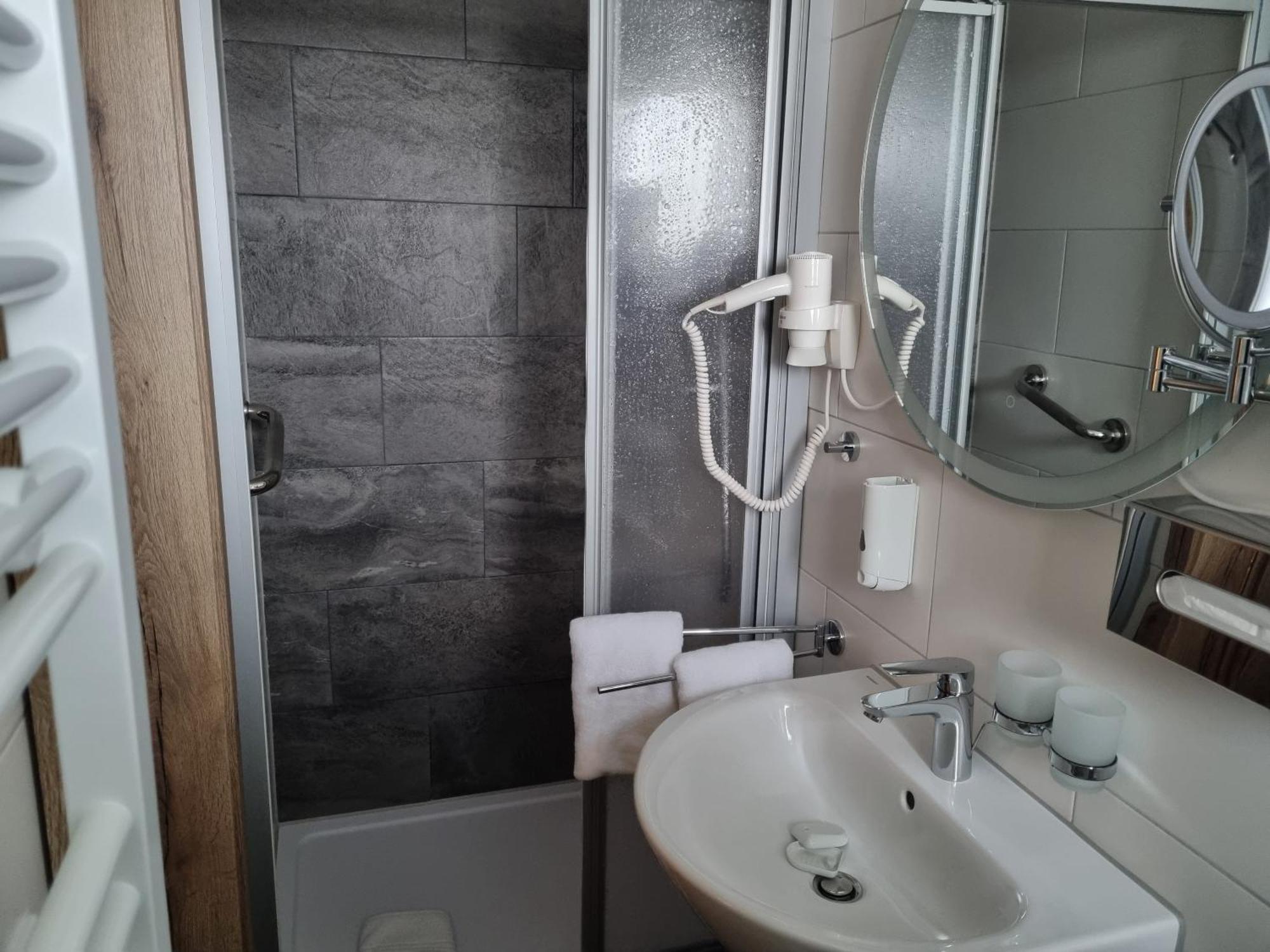 Hotel Julia Am Deich Norden Phòng bức ảnh